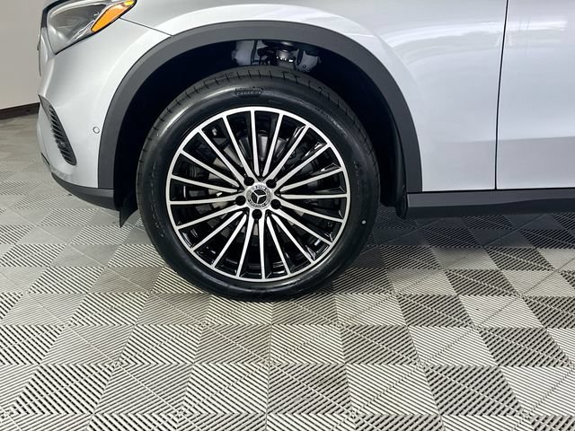 New 2026 Cirrus Silver Metallic Mercedes-Benz GLC 300 image 61