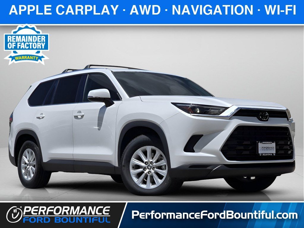 Used 2024 Pearl Toyota XLE image 1
