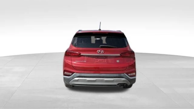 Used 2019 Red Hyundai SE image 7