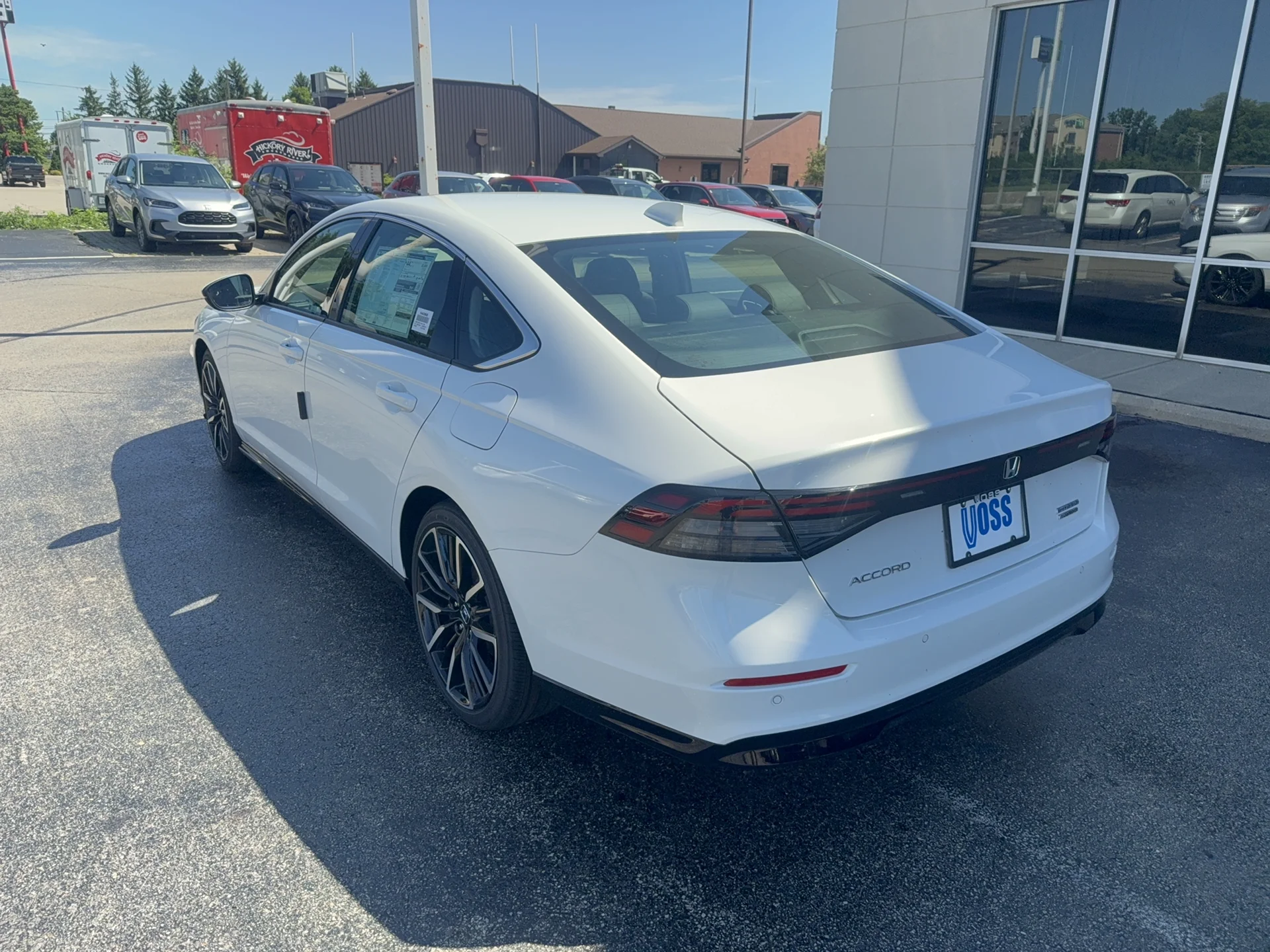 New 2026 Platinum White Pearl Honda Touring image 7