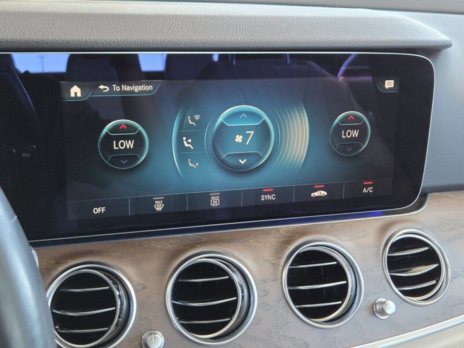 Certified Used 2023 Polar White Mercedes-Benz E 450 image 31