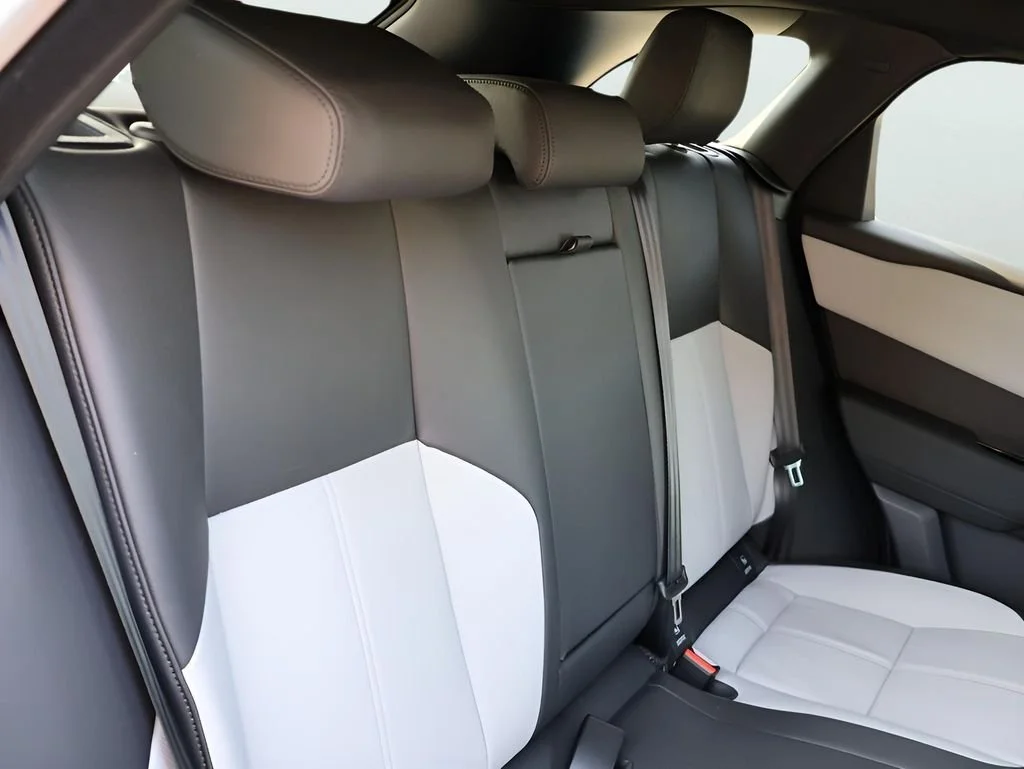2026 Land Rover Range Rover Velar Dynamic SE - Photo 13
