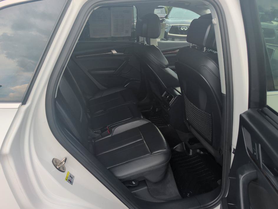 Used 2018 Ibis White Audi Premium Plus image 13