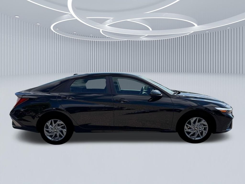 New 2026 Black Hyundai Blue image 9
