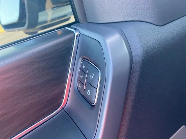 New 2026 Avalanche Ford Lariat® image 11