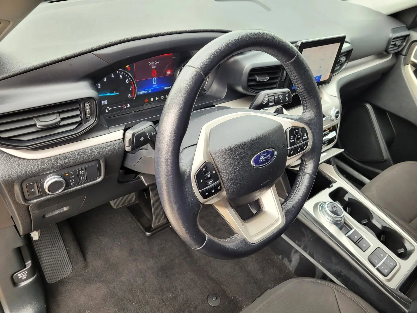 Used 2020 Blue Ford XLT image 24