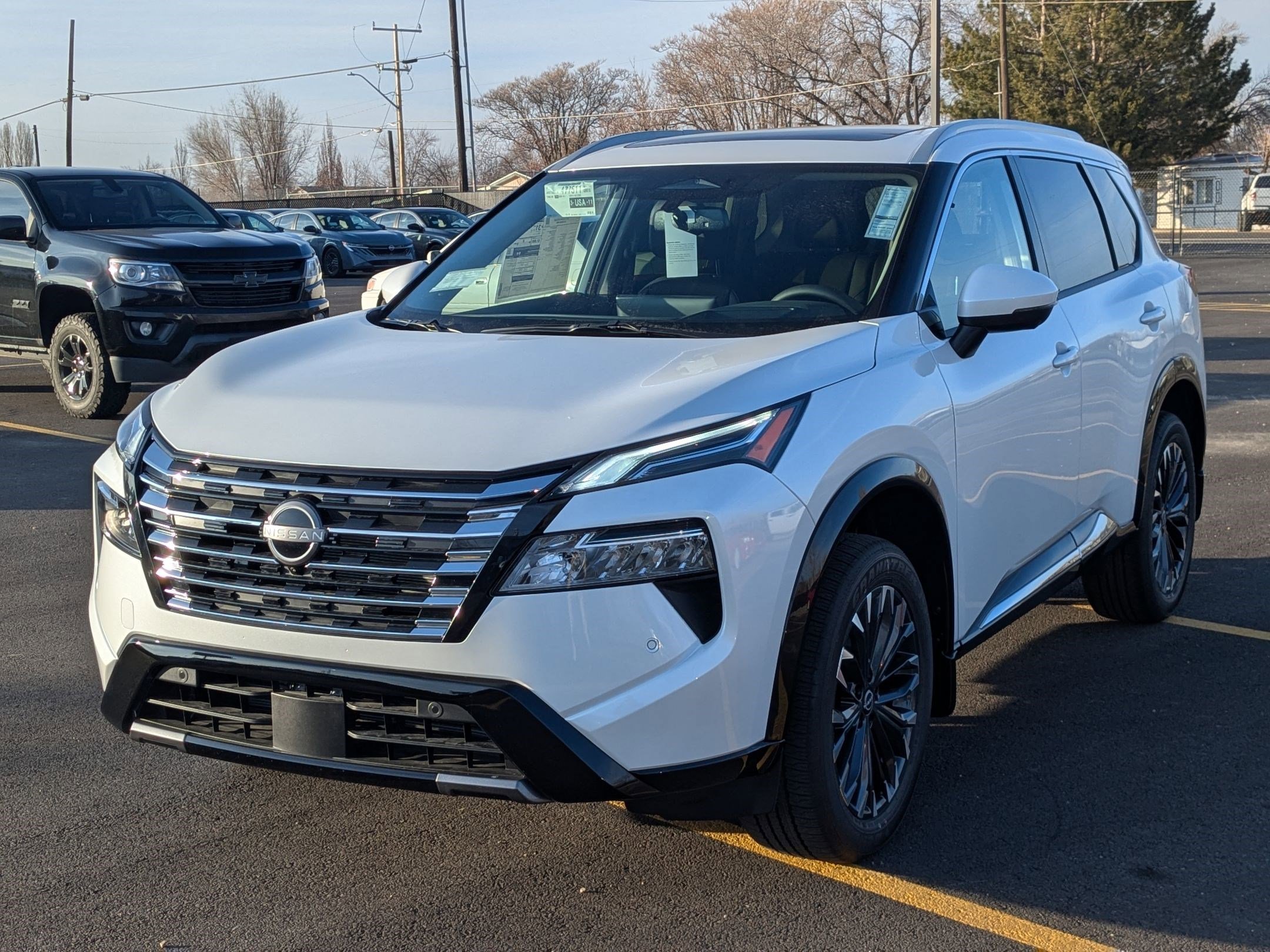 New 2026 Everest White Pearl Tricoat Nissan Platinum image 8