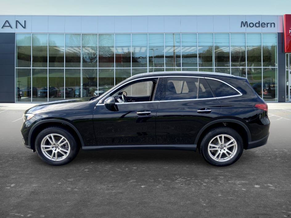 Used 2023 Black Mercedes-Benz GLC 300 image 8