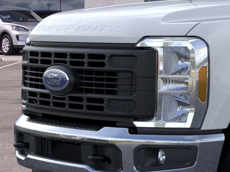 New 2026 Oxford White Ford XL image 18