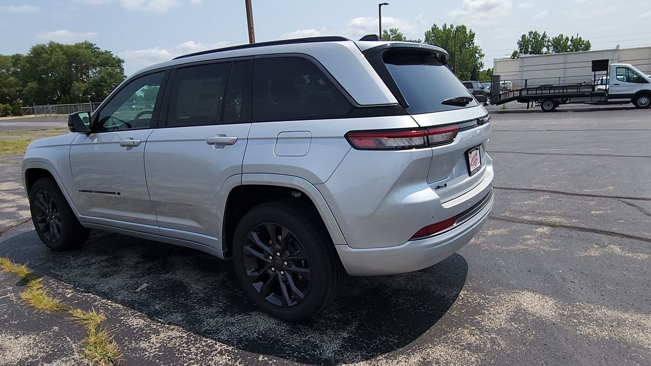 New 2026 Silver Jeep Limited Reserve image 6