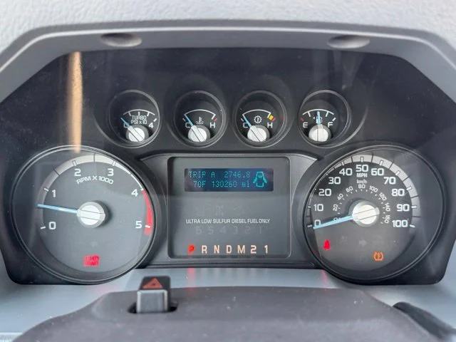 Used 2011 Oxford White Ford XL image 22