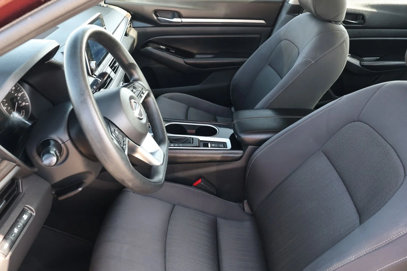 Used 2023 Red Nissan 2.5 SV image 12