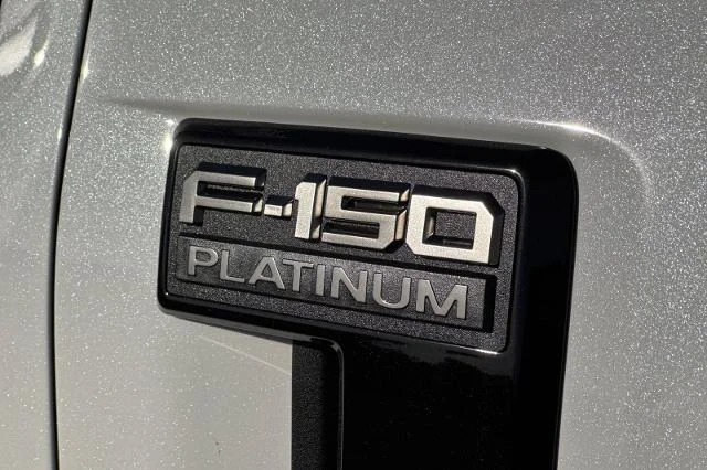 New 2026 Star White Metallic Tri-Coat Ford Platinum® image 44
