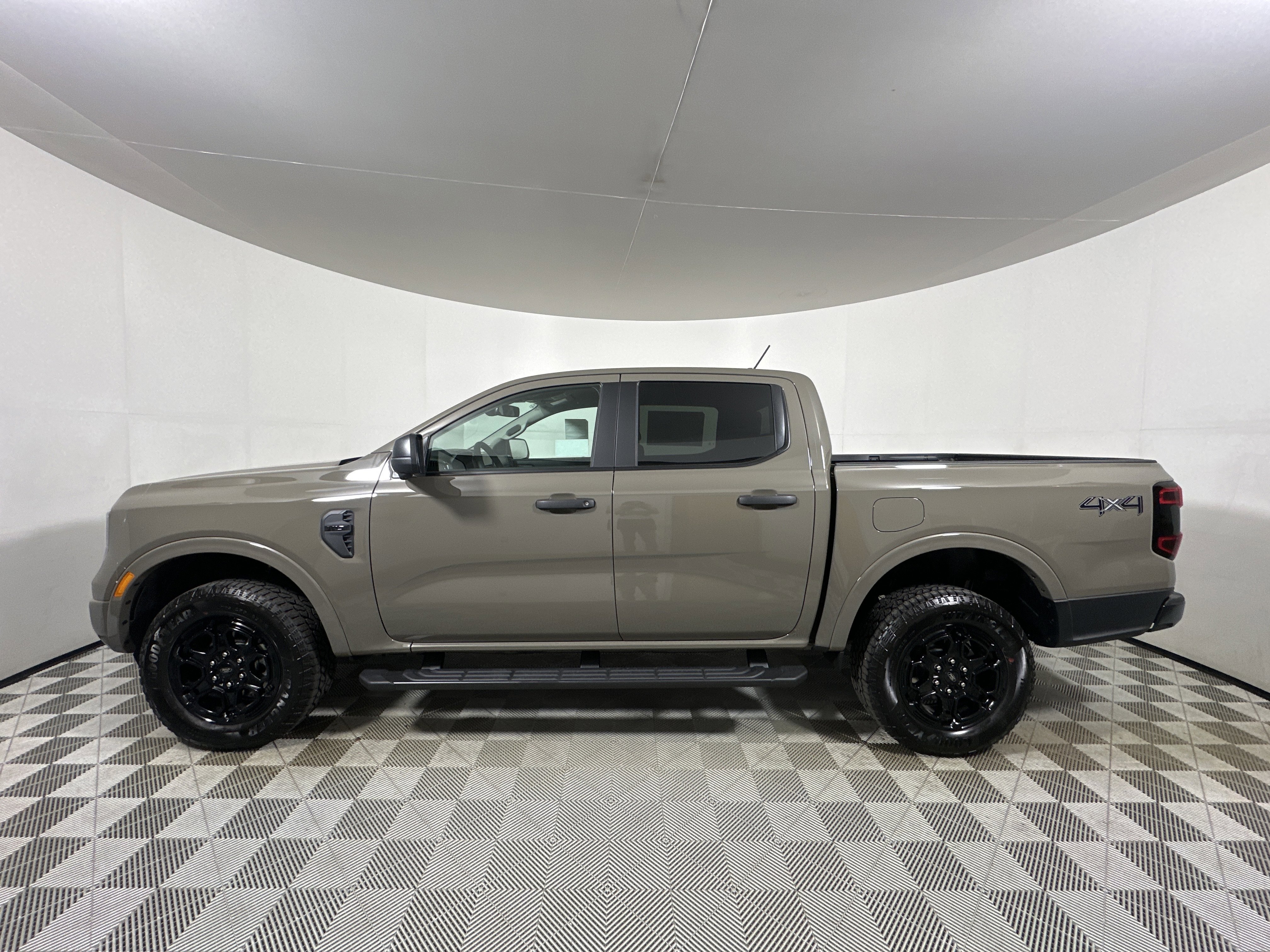 New 2026 MARSH GRAY Ford XLT image 4