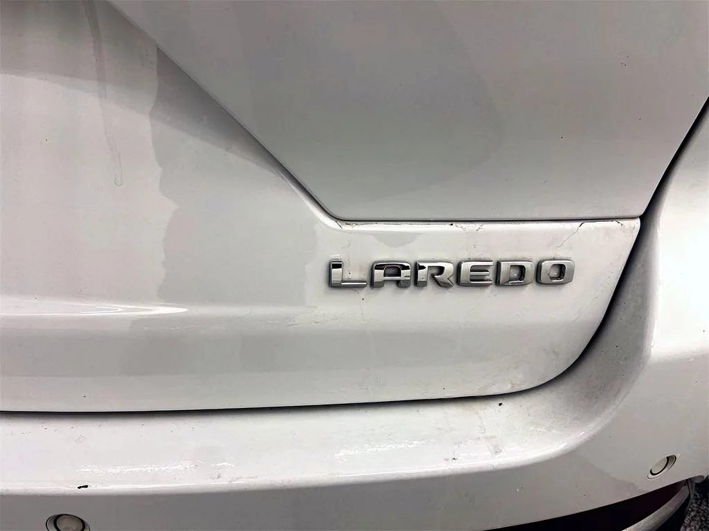 Used 2023 Bright White Clearcoat Jeep Laredo image 11