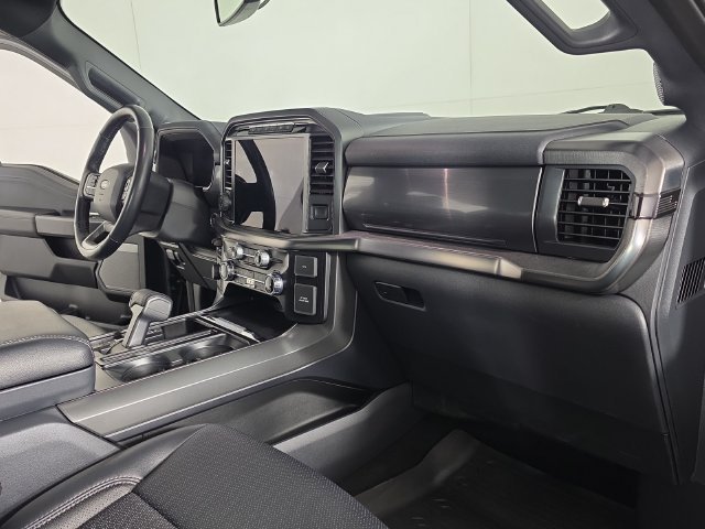 Used 2024 Grey Ford Lariat image 33