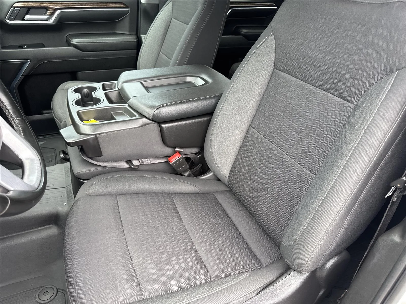 Used 2023 Summit White GMC SLE image 11