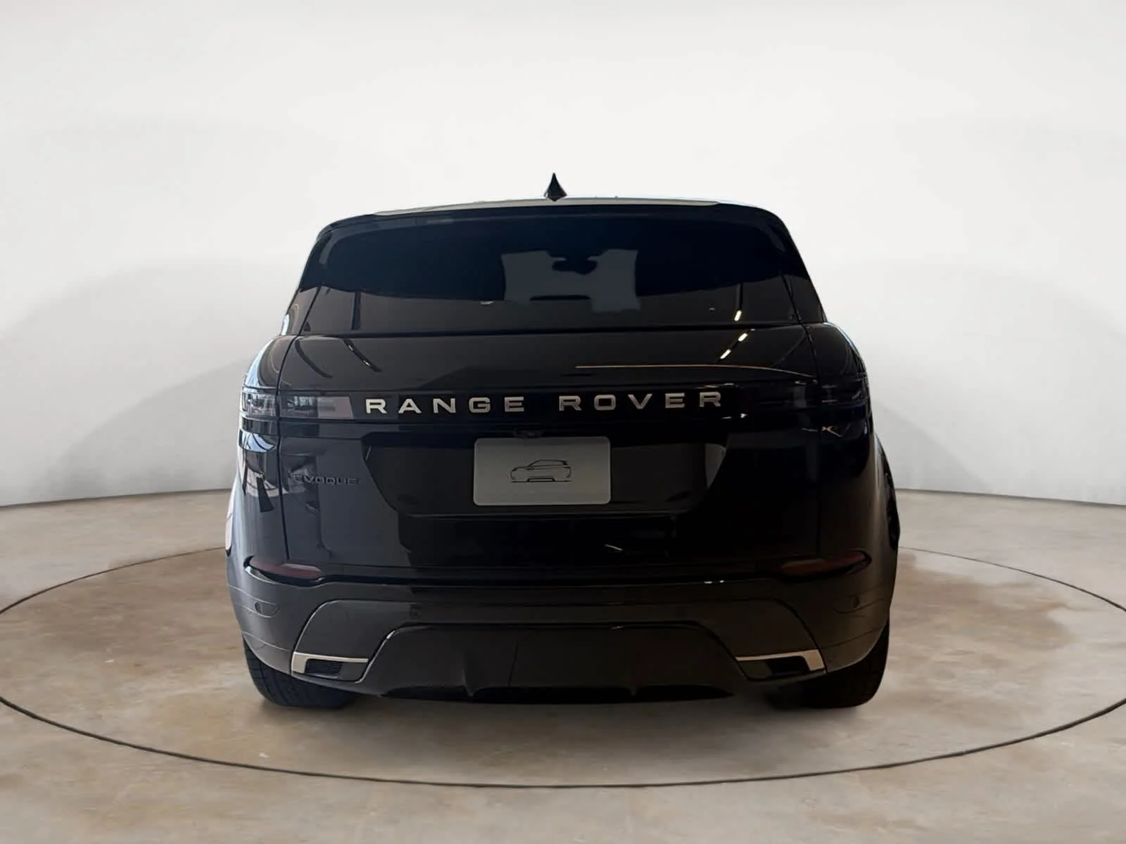 New 2026 Santorini Black Land Rover Hoxton Edition image 4