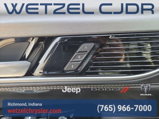 New 2026 High Gloss Black Jeep Grand Wagoneer image 13