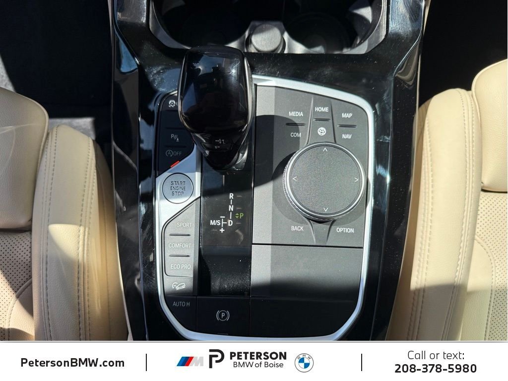 Used 2022 Blue BMW xDrive30i image 25