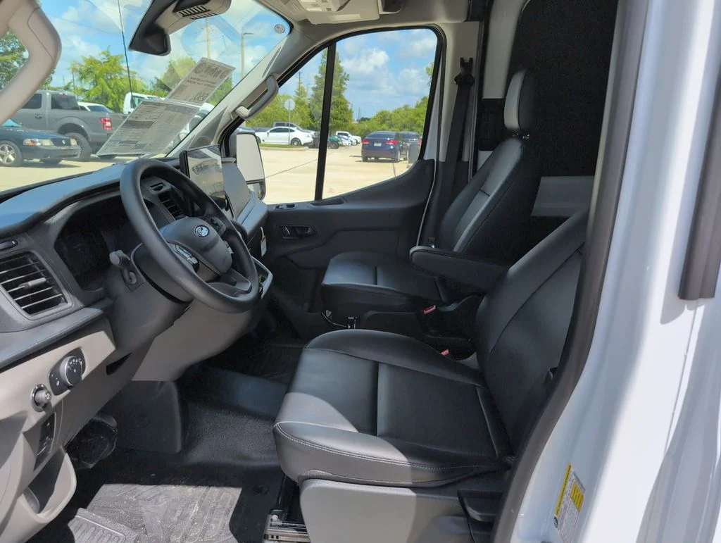 New 2026 White Ford Base image 5