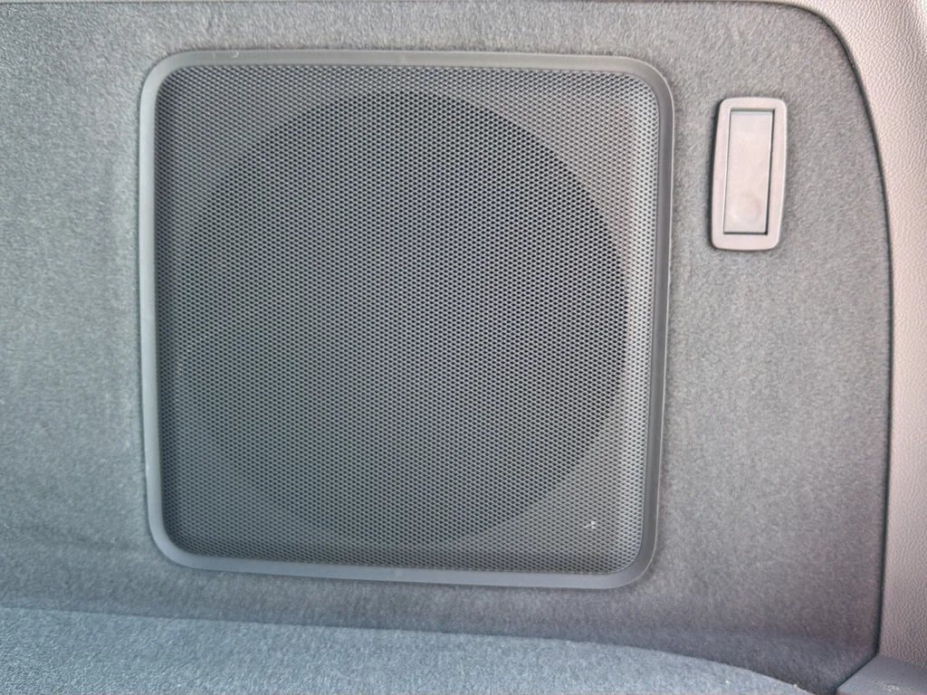 Used 2022 Silver Lincoln Reserve image 30