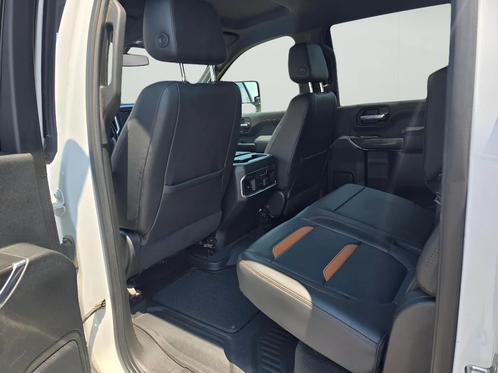 Used 2021 Summit White GMC AT4 image 13