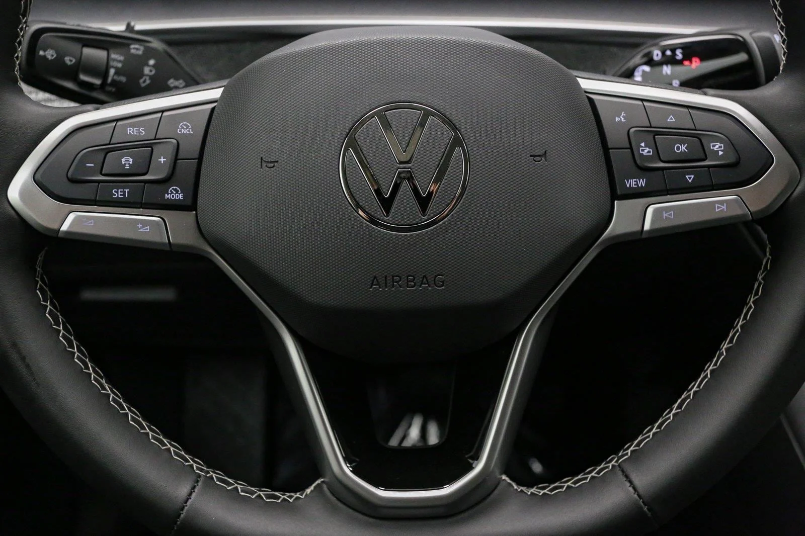 New 2026 Platinum Gray Metallic Volkswagen S image 20
