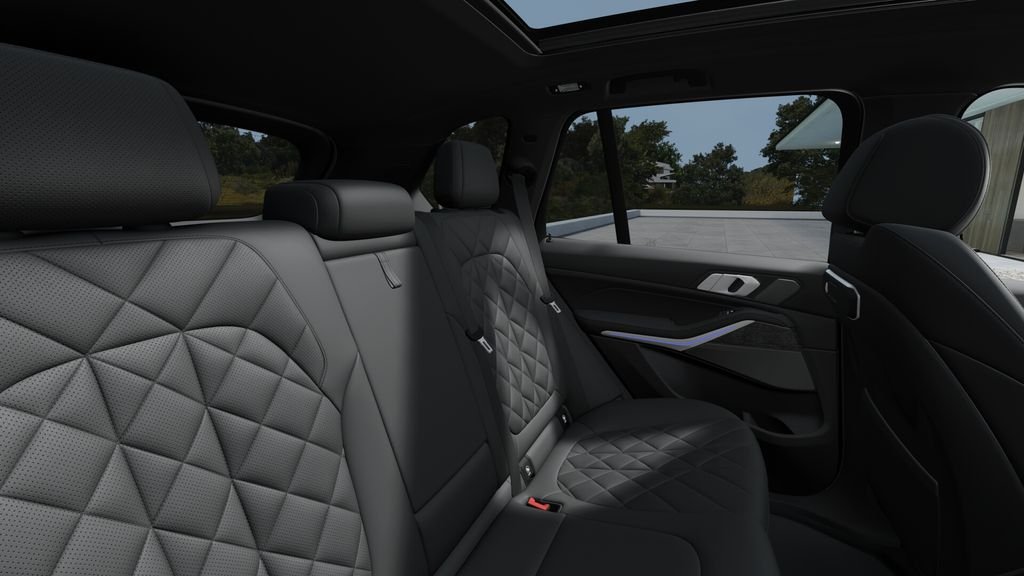 New 2026 Manhattan Green Metallic BMW sDrive40i image 34