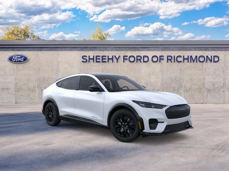 New 2026 Star White Metallic Tri-coat Ford Premium image 1