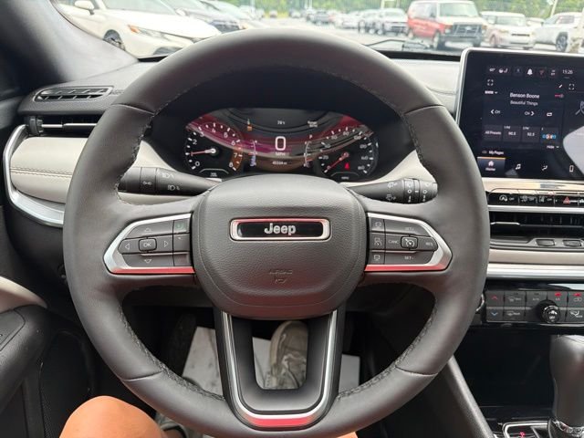 Used 2025 Silver Jeep Limited image 30