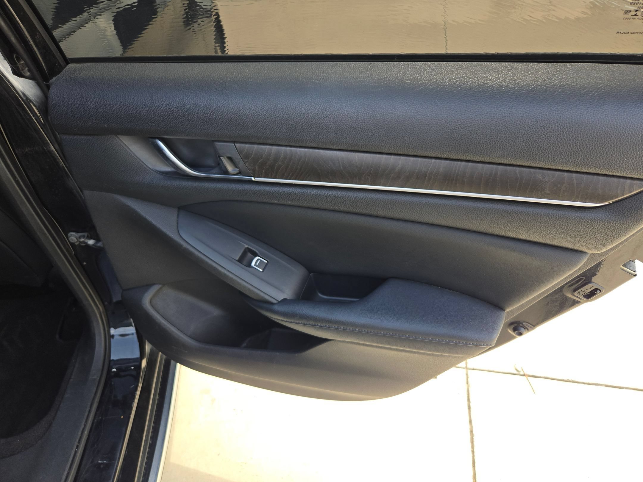 Used 2018 Black Honda EX-L 2.0T image 27