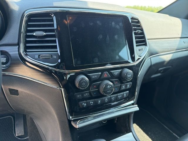 Used 2021 Black Jeep Limited image 6