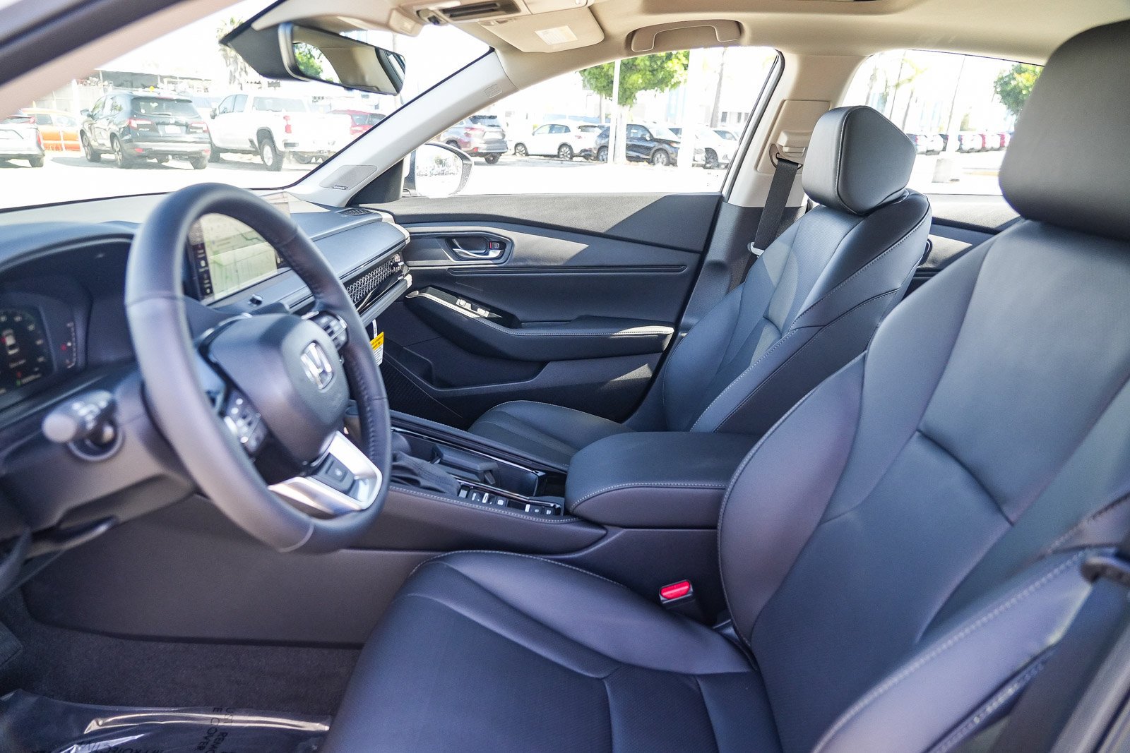 New 2026 Urban Gray Pearl Honda Touring image 20