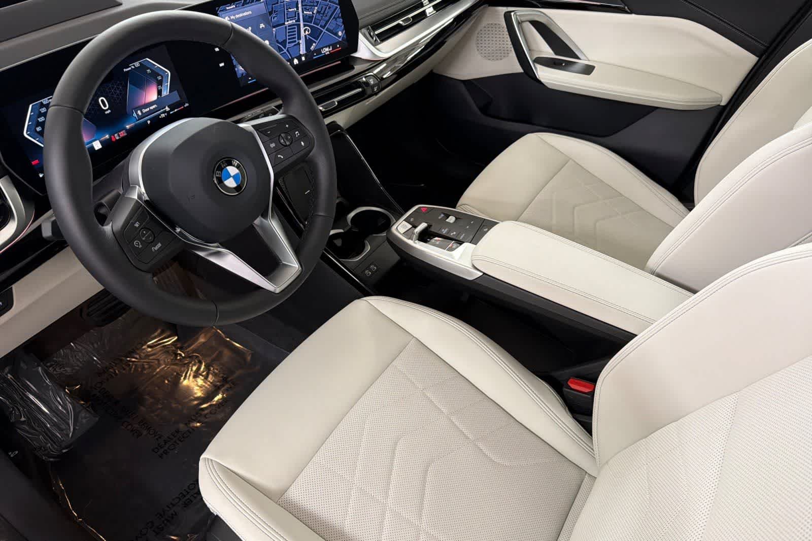 New 2026 Cape York Green Metallic BMW xDrive28i image 11