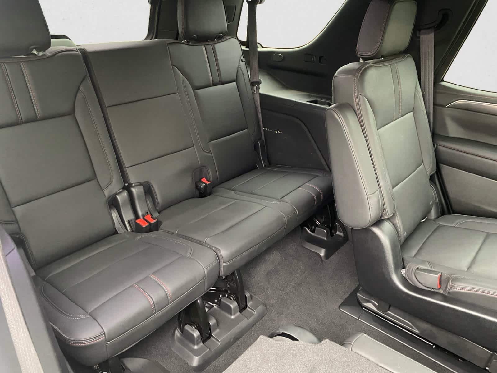Used 2022 Summit White Chevrolet RST image 22