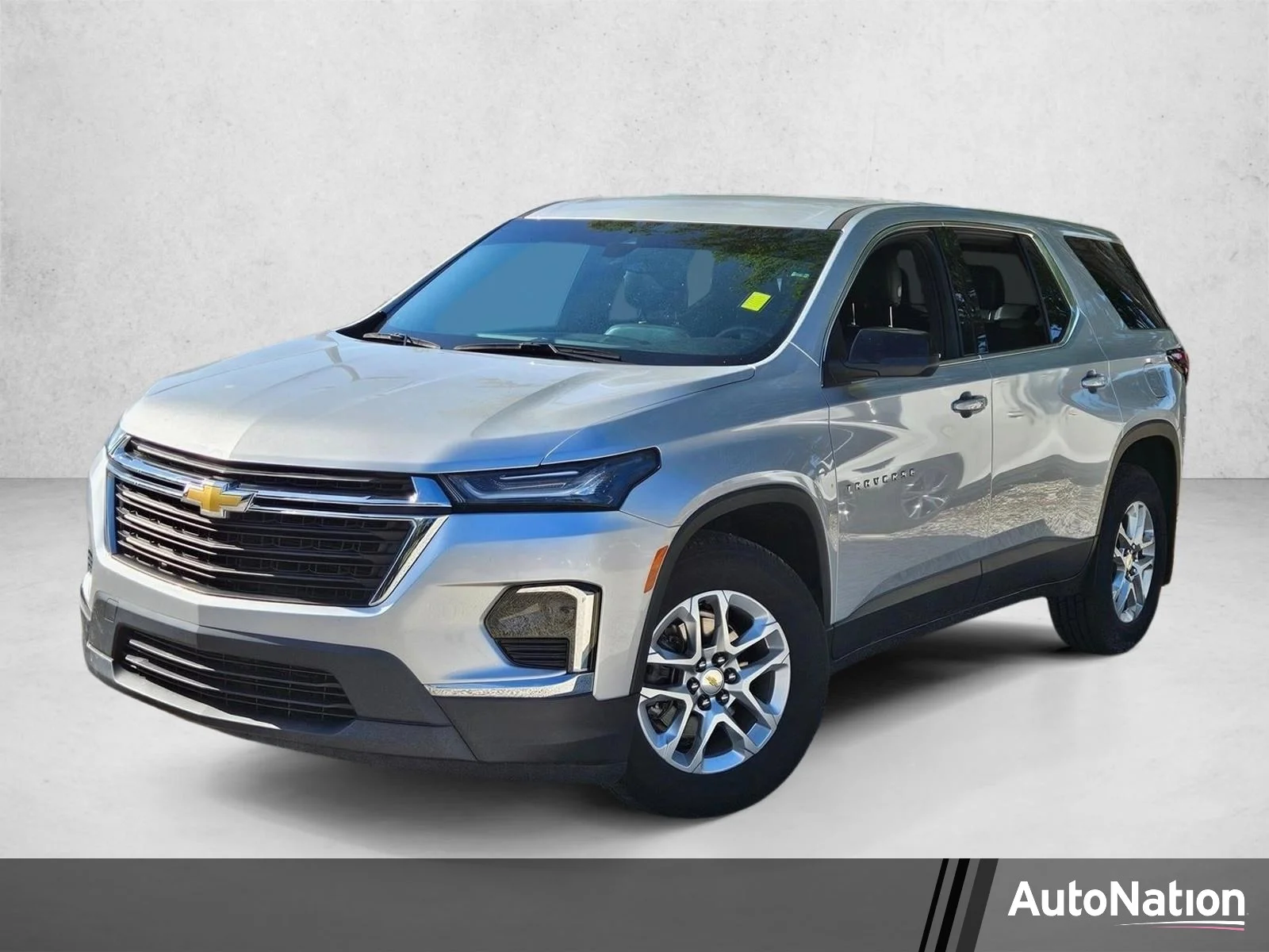 2022 Chevrolet Traverse FWD LS's photo