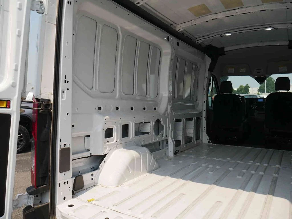 Used 2025 White Ford Base image 13