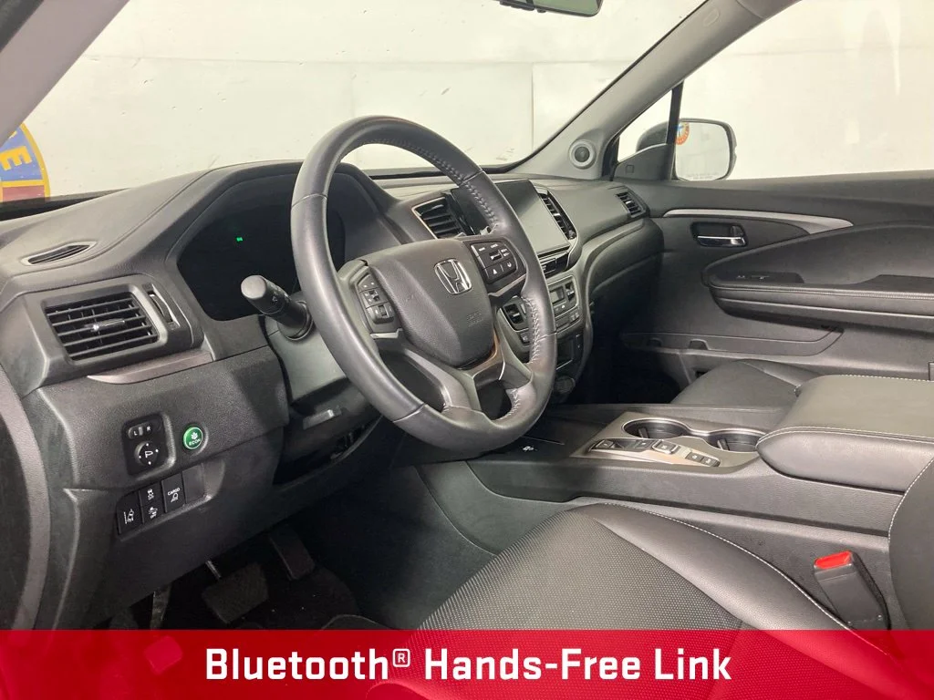 Used 2025  Honda RTL image 13