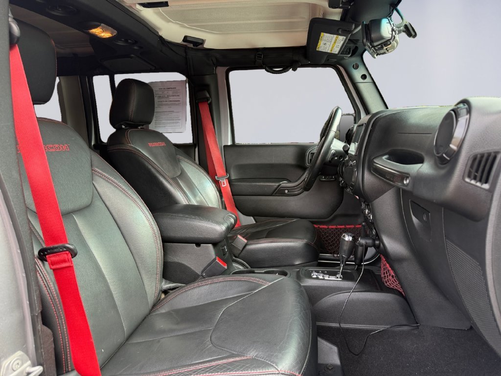 Used 2017 Silver Jeep Unlimited Rubicon Recon image 18