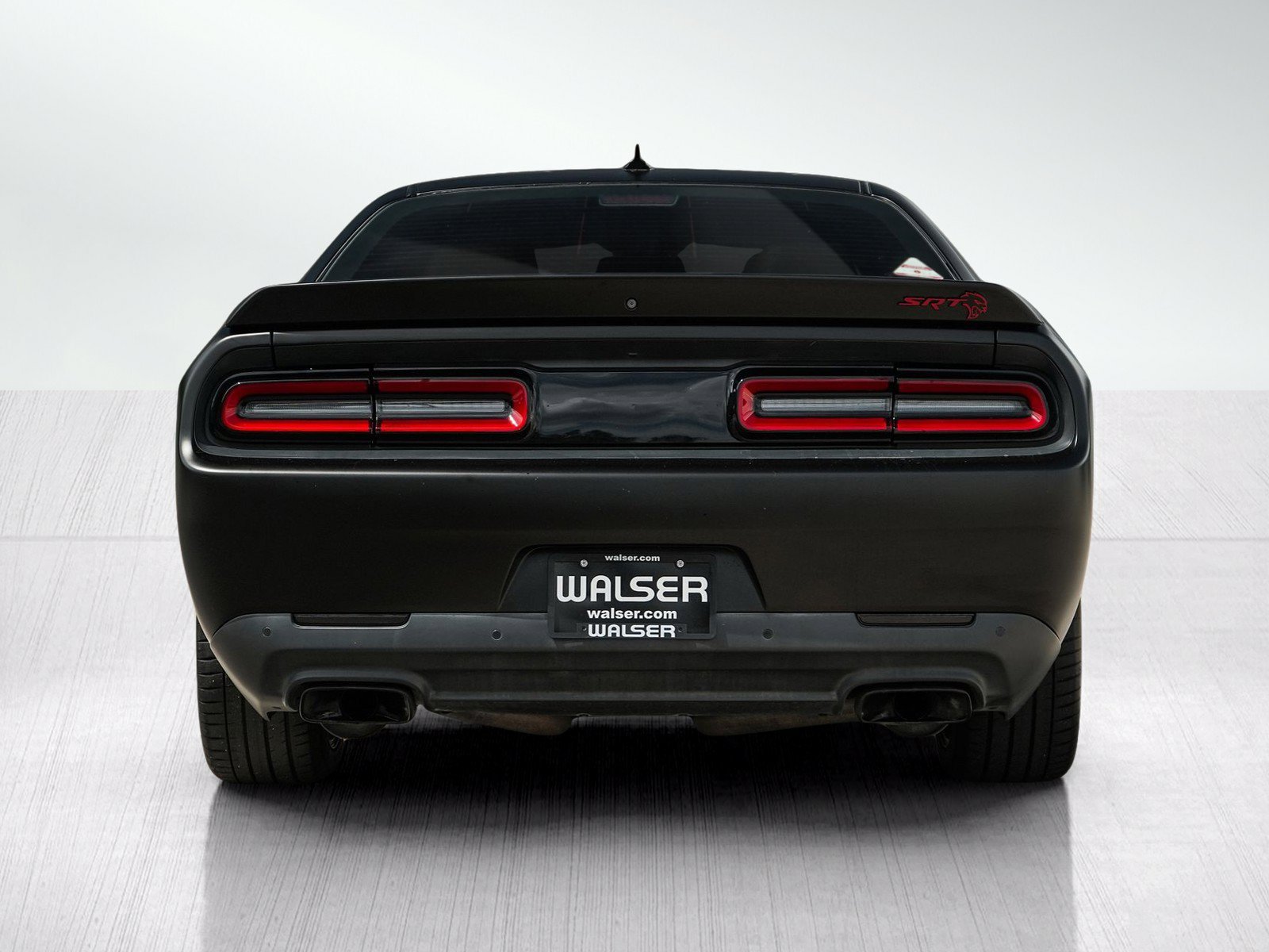 Used 2015 Phantom Black Tri-Coat Pearl Dodge SRT Hellcat image 4