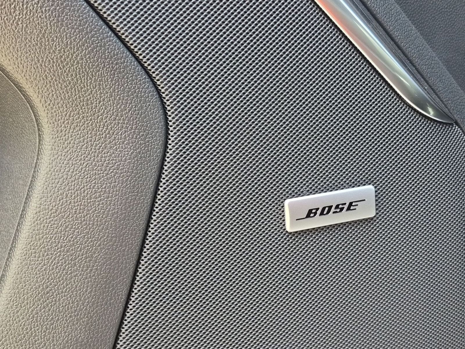 2026 GMC Yukon XL Denali - Photo 16