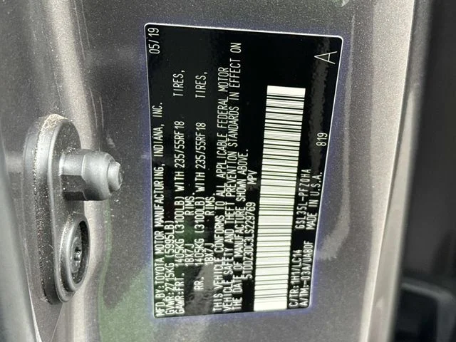 Used 2020 Gray Toyota XLE image 30