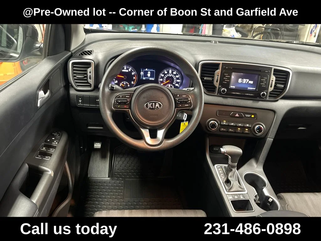 Used 2017 Red Kia LX image 17