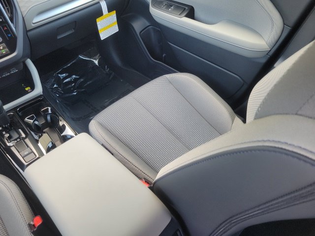 New 2026 CRYSTAL WHITE PEARL Subaru Premium Hybrid image 12