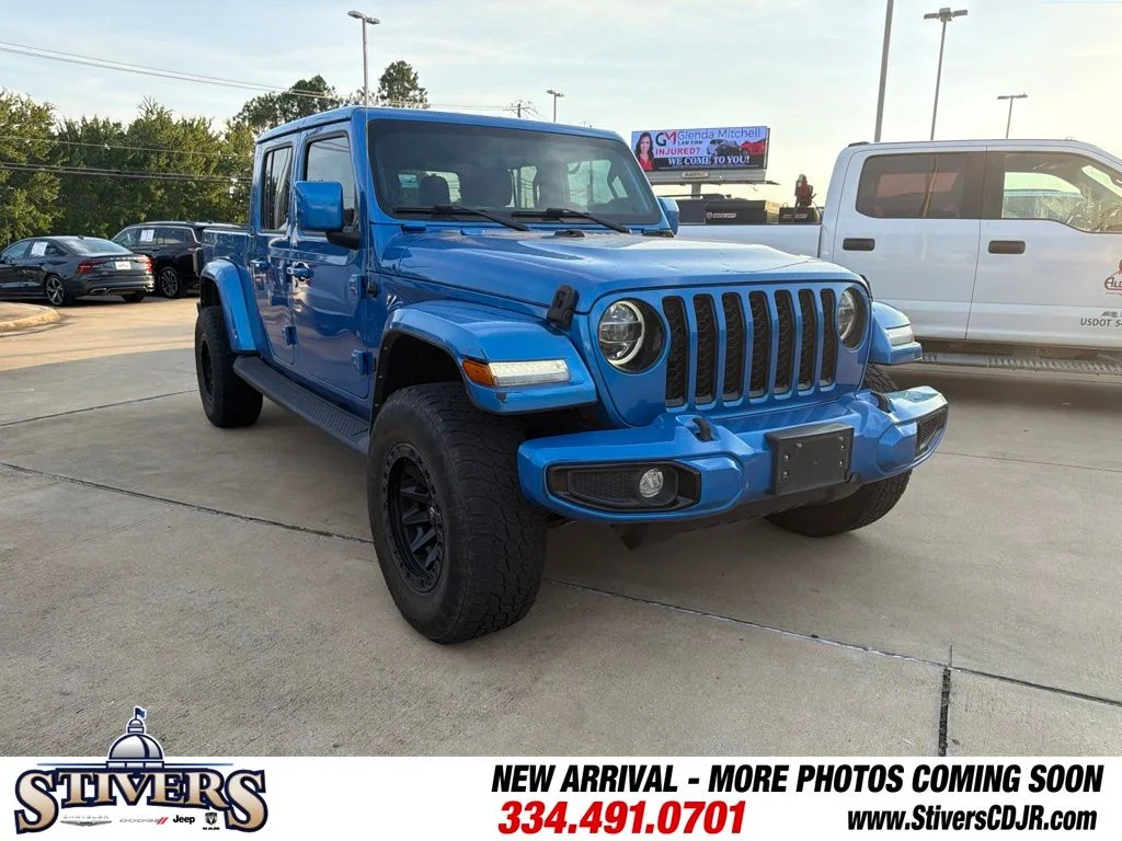 Used 2022 Blue Jeep Overland image 2