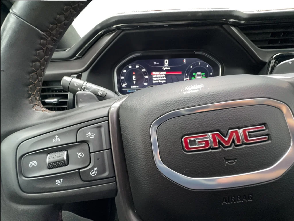 Used 2025 White GMC AT4 image 48