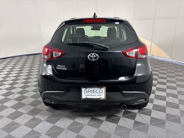 Used 2020 Black Toyota LE image 7
