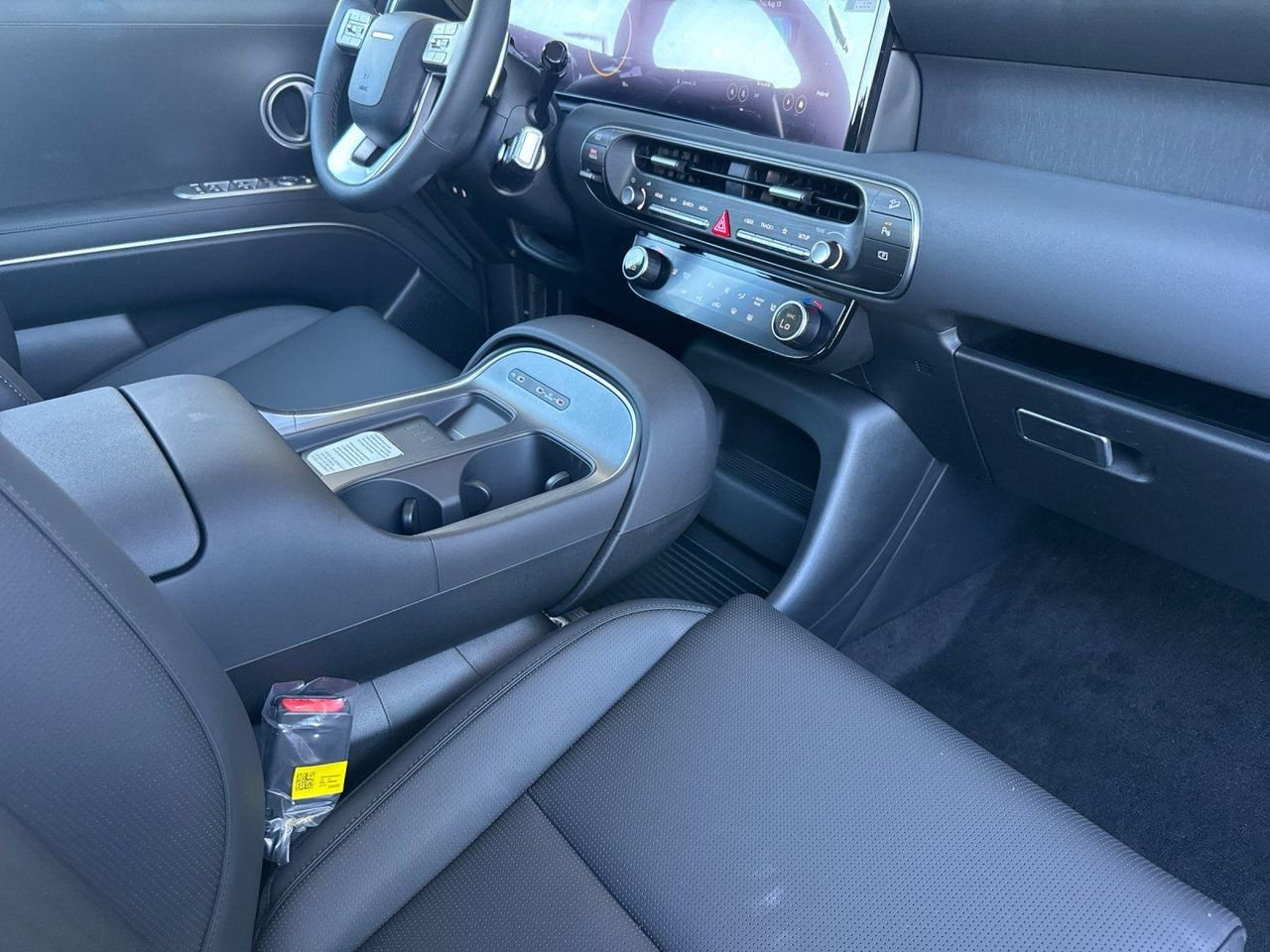 New 2026 Gray Hyundai SEL 7P image 16