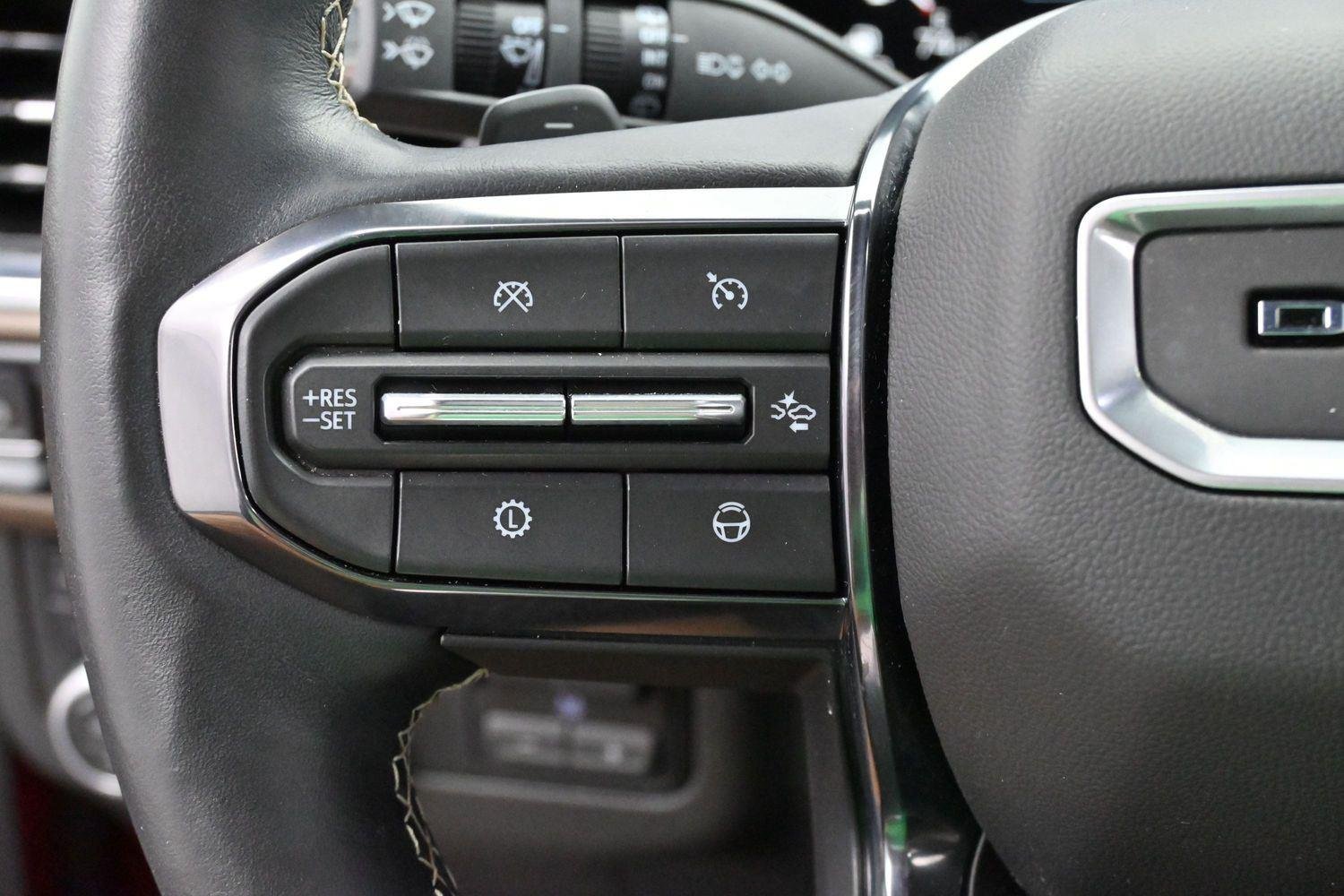Used 2025 Volcanic Red Tintcoat GMC Denali Ultimate image 21